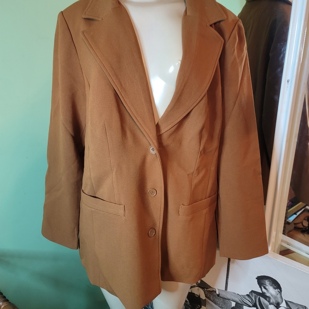 Blazer by Linea by Louis Dell' Olio New in Bag (Camel)